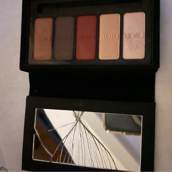 Christian Dior Eyeshadow Palette - Picture 3 of 5